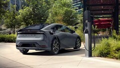 O ciclo de vida do híbrido Prius é mais eficiente em termos de energia do que o dos veículos elétricos (imagem: Toyota)