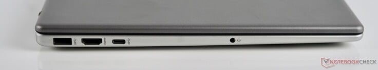 Esquerda: USB-A (5 GBit/s), HDMI 1.4b, USB-C (5 GBit/s), porta para fone de ouvido