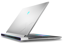 A Dell está agora disponibilizando as opções Alienware x16 powered by AMD Ryzen 7000. (Fonte de imagem: Dell)