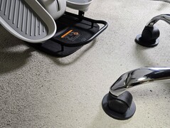 A distância entre a cadeira e o cross trainer deve ser a ideal