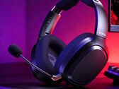 O headset para jogos Fiio FG3 vem com um microfone removível com cancelamento de ruído ambiental.