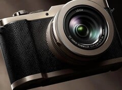 A Panasonic Lumix L10 usa a mesma lente que a Leica D-Lux 8.