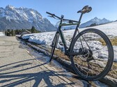 O UB77 da C.B.T. Italia é um e-bike leve e convincente para o esporte e o uso diário.