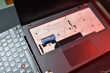 ThinkPad T14 G4 AMD: Teclado removível