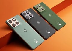 O Motorola Edge 70 é um dos smartphones de médio porte mais finos do mundo. (Fonte da imagem: X-Kom)