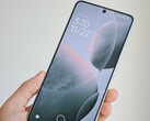 O Redmi K70E, mostrado aqui em uma foto de um vídeo que vazou, provavelmente será lançado globalmente como o Poco F6. (Imagem: Weibo)