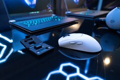 A Dell lançou o Rato para Jogos Sem Fio Alienware Tri-Mode no CES 2022 (imagem via Dell)