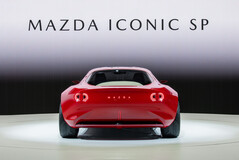 As luzes traseiras do conceito Mazda Iconic SP são algumas das mais exclusivas do Japan Mobility Show 2023. (Fonte da imagem: Mazda)