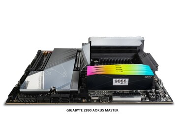 Kit XFinity+ instalado em uma placa-mãe Gigabyte Z890 Aorus Master. (Fonte da imagem: V-color)