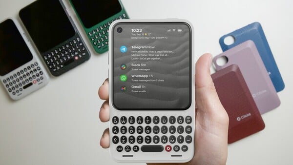 O Clicks Communicator começará a ser comercializado em dezembro de 2026.
