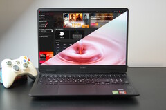 The Omen 16 - Bom laptop econômico para jogos com muitos anúncios