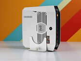 Bosgame M5 com AMD Ryzen AI Max+ 395 e 128 GB de RAM DDR5