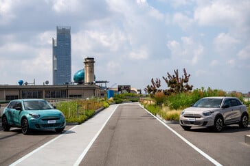 A paleta de cores escolhida pela Fiat para o 600e complementa muito bem seu visual retrô. (Fonte da imagem: Fiat)