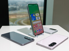 O Galaxy A56 5G já está disponível para compra nos EUA na Samsung e na Amazon. (Fonte da imagem: Notebookcheck)