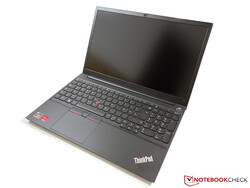 Revisão do Lenovo ThinkPad E15 Gen.2. Dispositivo fornecido por cortesia da: Campuspoint