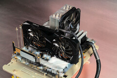 Banco de testes Intel Alder Lake Core i9-12900K e AMD Radeon RX 6600. (Fonte de imagem: Bilibili)