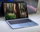 Appleo M4 MacBook Air da Apple (foto) caiu para o preço mais baixo de todos os tempos na Amazon. (Fonte da imagem: own)