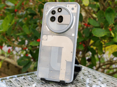 Nothing Phone 3a Pro (Fonte da imagem: Notebookcheck)