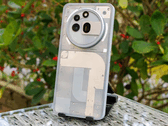 Nothing Phone 3a Pro (Fonte da imagem: Notebookcheck)