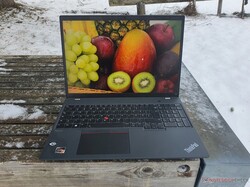Lenovo ThinkPad T16 G1 AMD, unidade de teste fornecida pelo campuspoint
