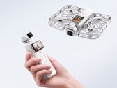 O Hoverair Versa pode ser convertido de um gimbal portátil em um drone autônomo.