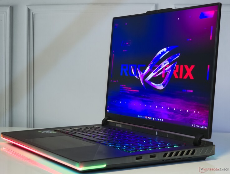Análise da Asus ROG Strix Scar 16 (2024) Análise da Asus ROG Strix Scar 16 (2024)