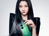 O Huawei Nova 11 SE em uma de suas três cores de lançamento. (Fonte da imagem: Weibo)