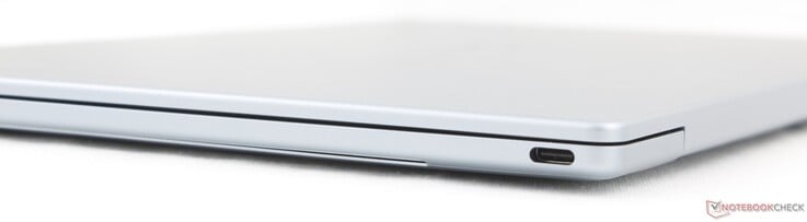 Correto: USB-C 3.2 Gen. 2 com DisplayPort 2.1 + Power Delivery