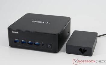 Geekom IT13 Max com fonte de alimentação (19 V; 6,32 A)