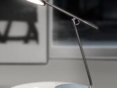 A lâmpada Lenovo YOGA L5 tem um carregador sem fio de 10 W em sua base. (Fonte de imagem: Lenovo YOGA via Weibo)