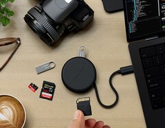 O hub Satechi OntheGo 7 em 1 USB-C já está disponível na Amazon. (Fonte da imagem: Satechi)