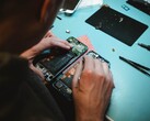 Apple tornou mais fácil para os entusiastas do DIY reparar seus próprios iPhones (imagem via Unsplash)