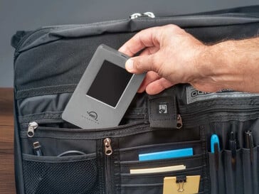 O novo SSD é portátil graças às suas dimensões compactas (Fonte da imagem: OWC)