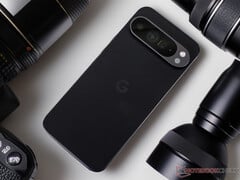 O Pixel 9 Pro XL é um dos vários smartphones elegíveis para a mais recente atualização do Google Android 15. (Fonte da imagem: Notebookcheck)