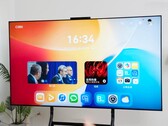 A Huawei Mate TV oferece muitos recursos inteligentes por meio do HarmonyOS 5.0. (Fonte da imagem: Black MOB)