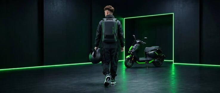 Mochila Razer grátis na compra da scooter