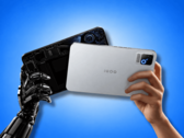 iQOO Pad Ultra com capa protetora