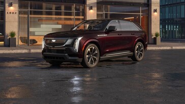 Cadillac Escalade IQ em Black Cherry Tintcoat