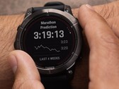O Fenix 7 da Garmin (foto) e os smartwatches relacionados estão recebendo a versão beta de atualização 25.11. (Fonte da imagem: Garmin)