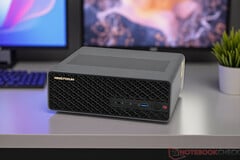 O MS-S1 Max já está disponível para pré-encomenda por US$ 2.299. Na foto: o mini PC. (Fonte da imagem: Notebookcheck)