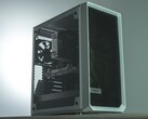 Gabinete de PC branco com painel lateral e frente de malha mostrando componentes internos e ventiladores de resfriamento. (Fonte da imagem: Anthony Roberts / Unsplash)