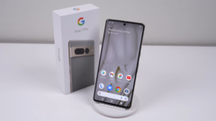 O Pixel 7 Pro. (Fonte: Hugh Jeffreys via YouTube)