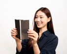 Diz-se que a tela do Galaxy Z Fold7 tem uma vida útil significativamente maior do que a do seu antecessor. (Fonte da imagem: Samsung Display)