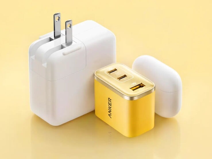 O carregador Anker x Pokémon Nano Charger (70W, 3 portas)