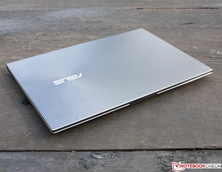 ASUS ZenBook 14X OLED - chassis de alumínio estanque