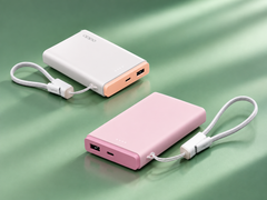 O Oppo 33 W Pocket Charge está disponível nas cores rosa claro e cáqui.