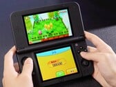 O Anbernic RG DDS parece um Nintendo 3DS, mas é surpreendentemente caro.