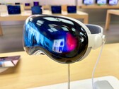Appleo fone de ouvido leve de realidade aumentada da Apple, que deveria ser conectado a um Mac, foi supostamente descartado. (Fonte da imagem: Mylo Kaye)