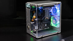 O Pironman 5 faz com que o Raspberry Pi 5 pareça um PC para jogos (fonte da imagem: SunFounder)