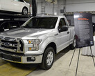 Ford F-150 em exposição no laboratório NVFEL (imagem: EPA)